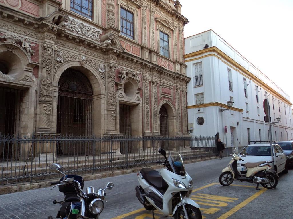 Apartamento Cozy 1br Recently Renovated In Centre